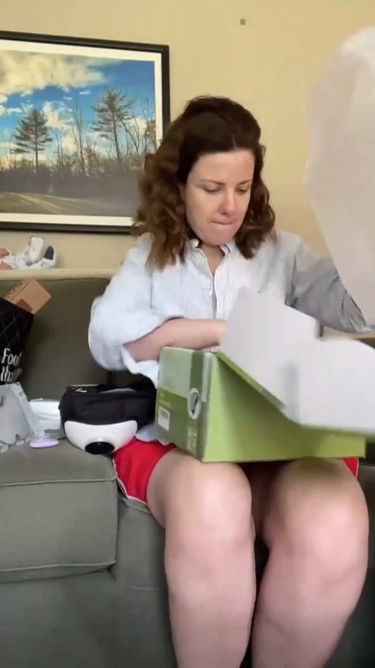 iKyoor Wireless Knee Massager for Comfort Support with Heat and Airbag Wave Compression